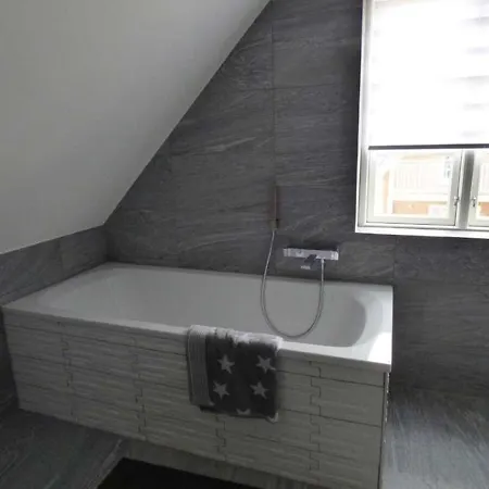 Komfortables Ferienhaus Hafen Apartamento Krummin
